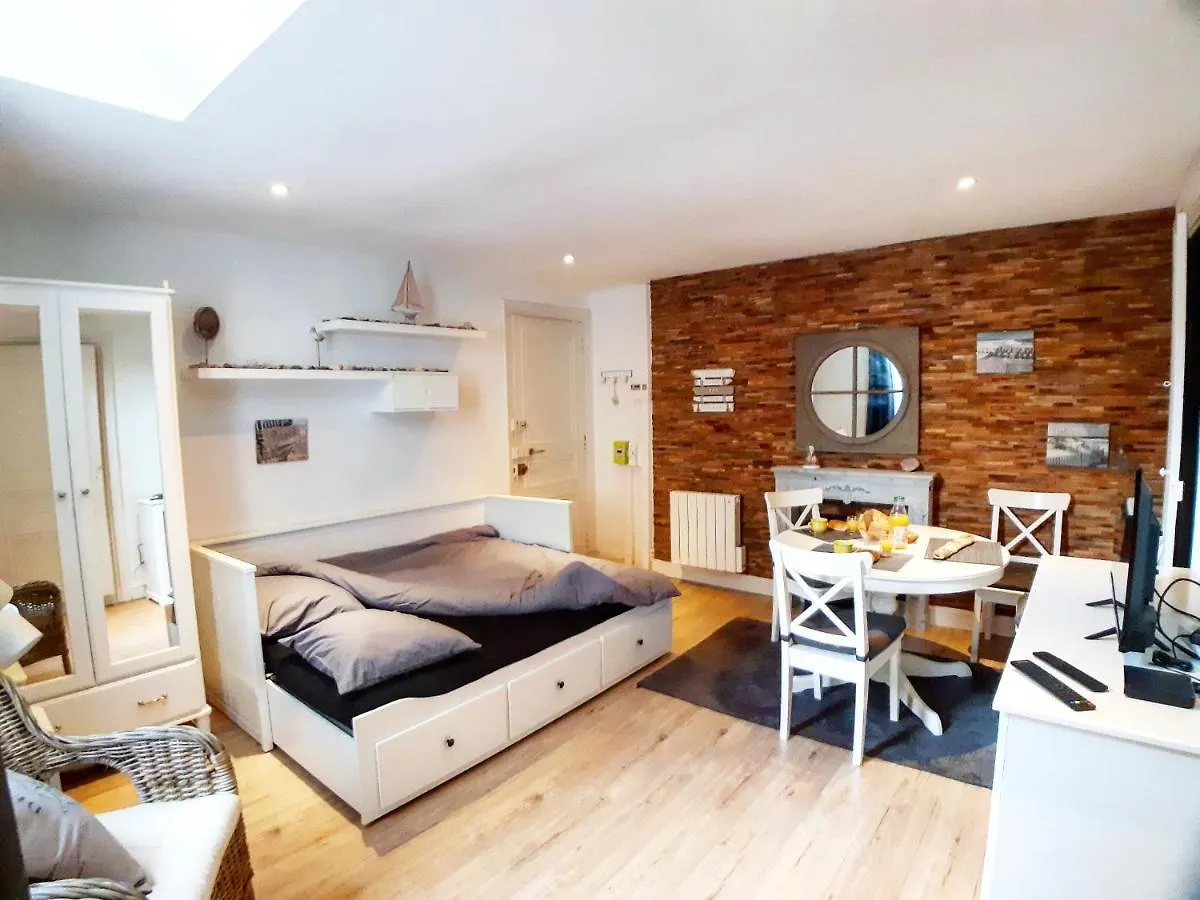 La Coquille - Hypercentre + Gare - Spacieux Cocoon Apartment Saint-Brieuc